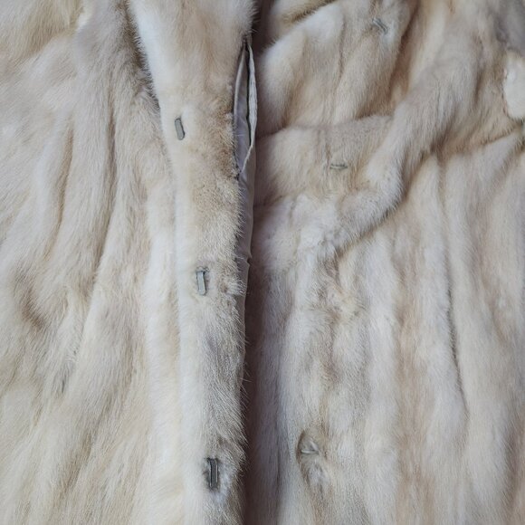 Vintage Eaton Salon White Fur Long Coat (XL - 42) - Picture 6 of 15